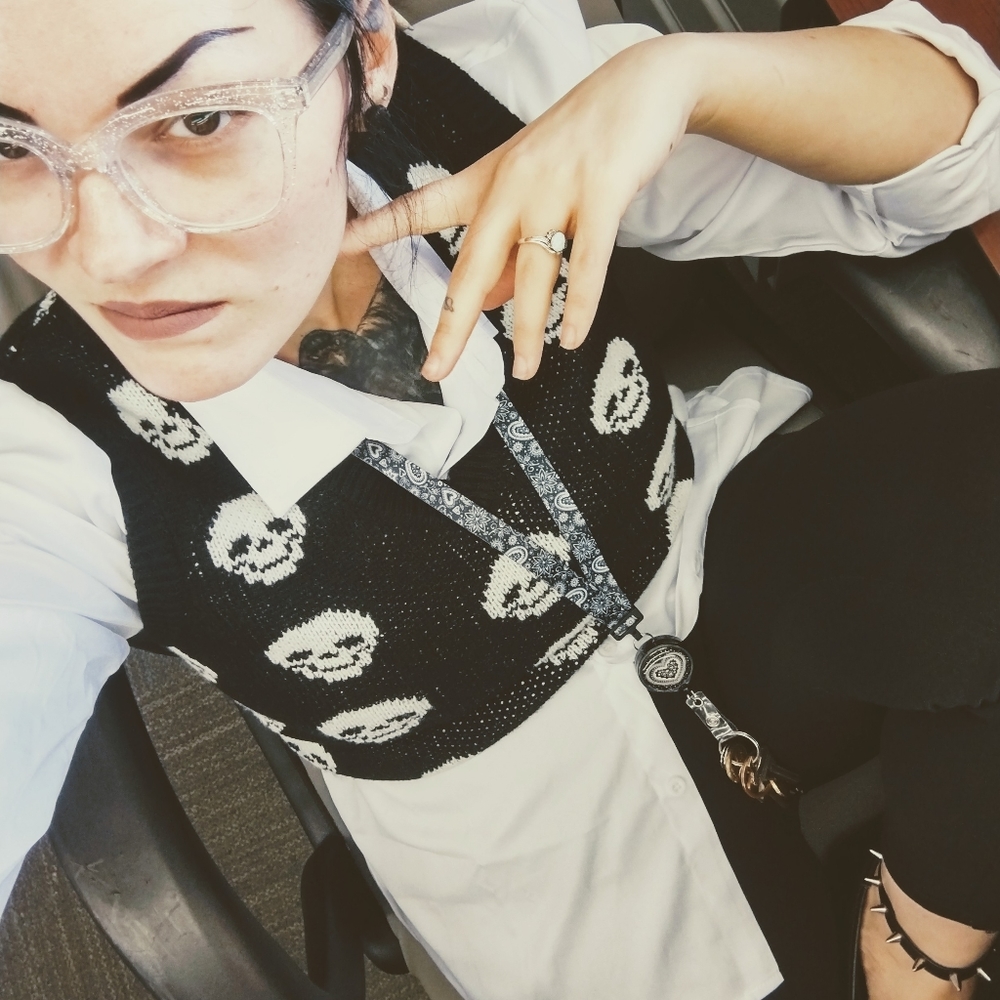 Cropped Skull Sweater Vest